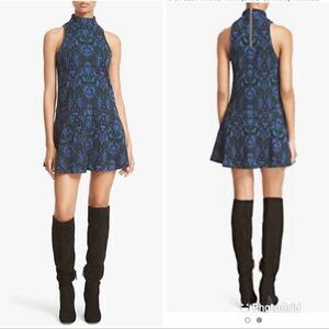 Free People Dress Amelia Mini (Blue Combo)
Knitted Sz-Small